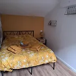 Апартаменты Maison Spacieuse Et Chaleureuse Au Centre *