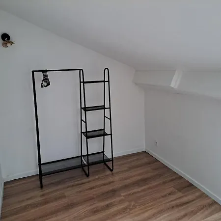 Maison Spacieuse Et Chaleureuse Au Centre *